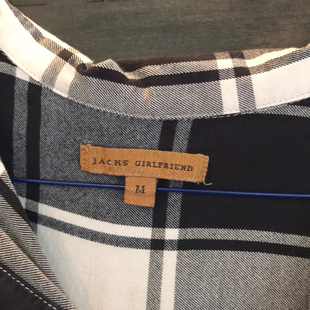 Button down checkered top. - Picture 3 of 3